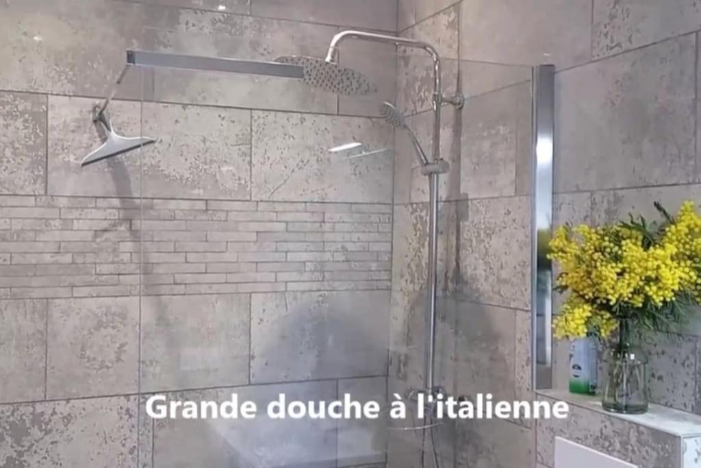 Maison Au Calme Avec Jardin Et Piscine Saint Raphael Luaran gambar